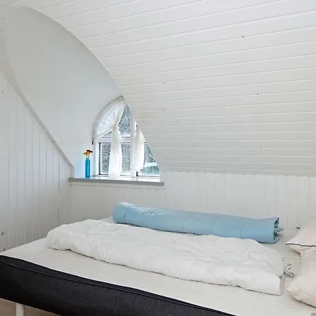 Vakantiehuis Sleeps 21 Pool Wifi