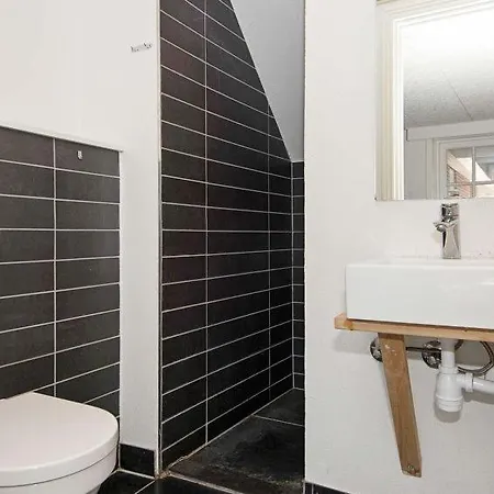 Vakantiehuis Sleeps 21 Pool Wifi